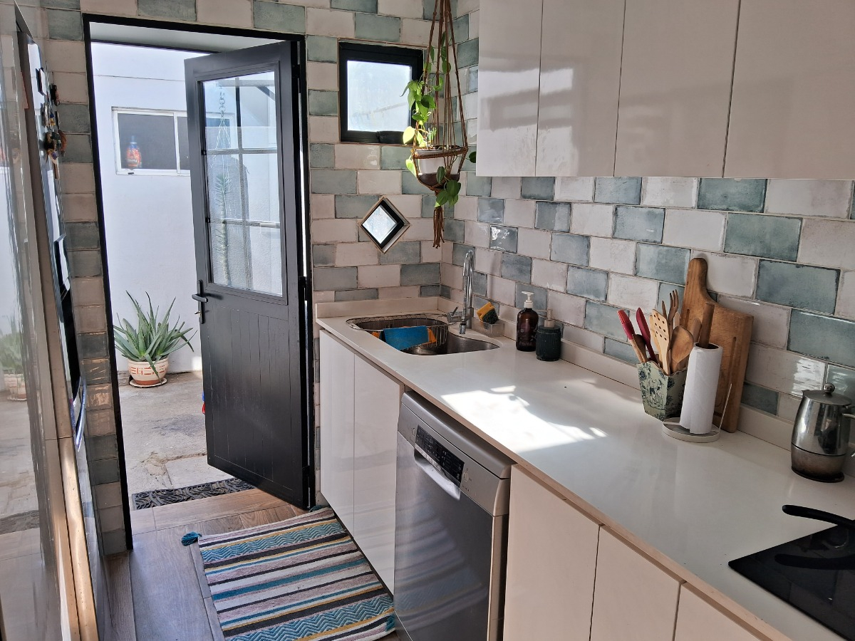 Venta Casa NO 3D en suite Walk-in cl&oacute;set 3B 2E 1B Metro Hernando de Magallanes - Las Condes