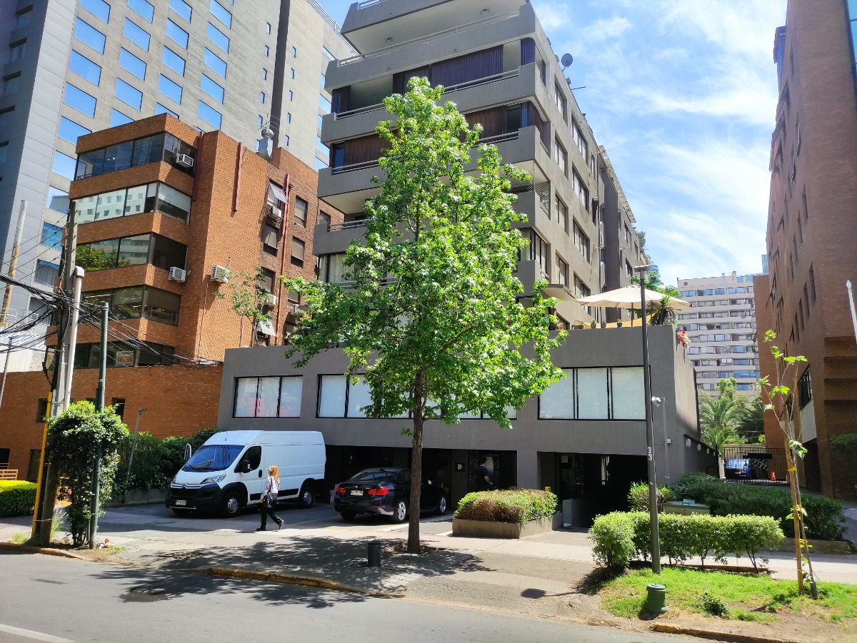 Arriendo Departamento NOSP 1D en suite Walk-in cl&oacute;set 2B 1E Centro Financiero - Las Condes