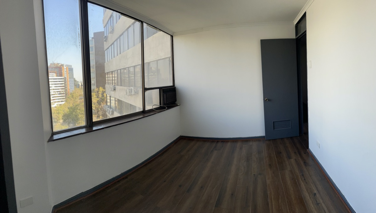 Venta Oficina S 2B Los Leones - Providencia