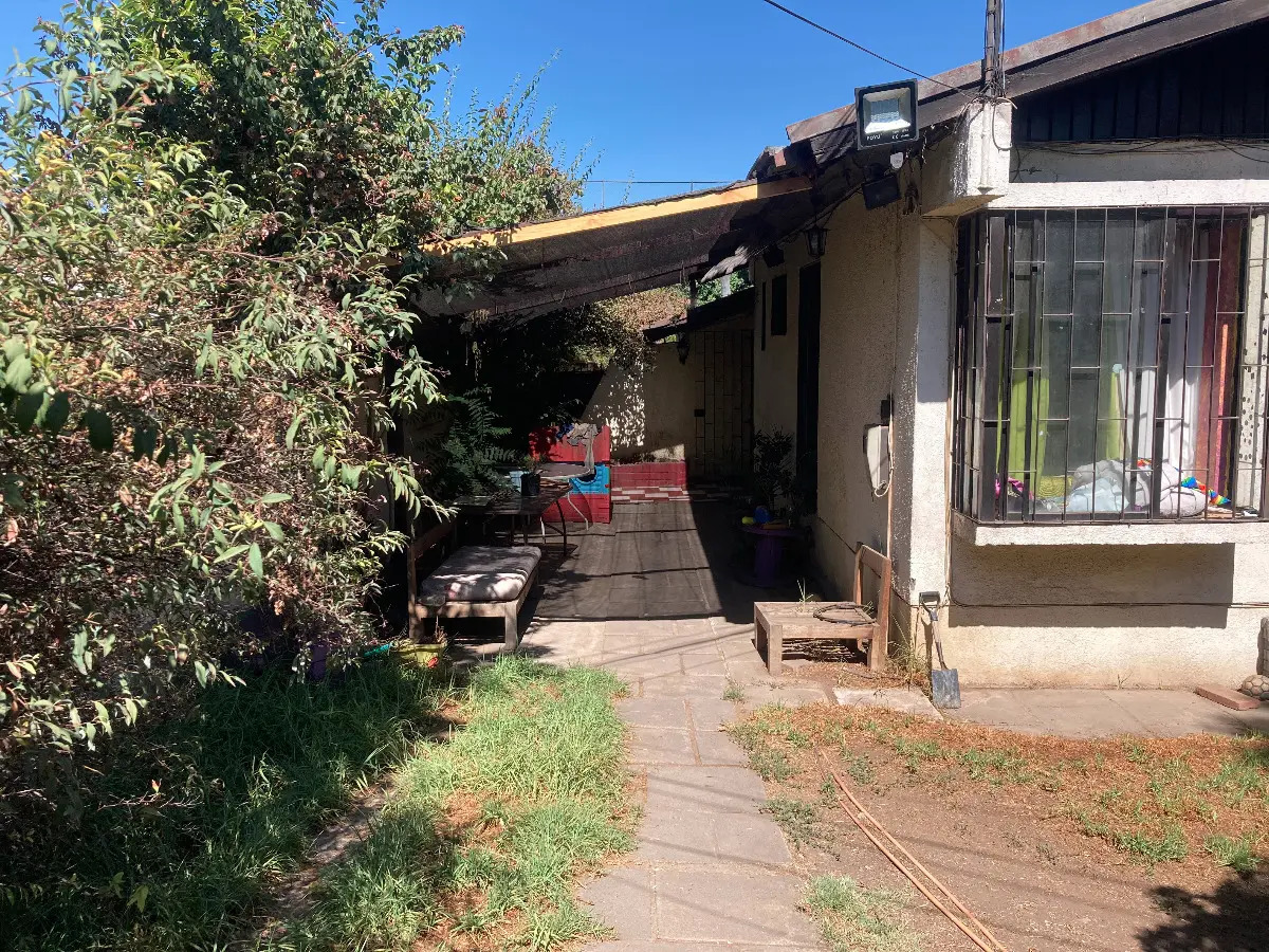 Venta Casa O 3D 2B 5E 2Bd Metro Sim&oacute;n Bolivar - La Reina