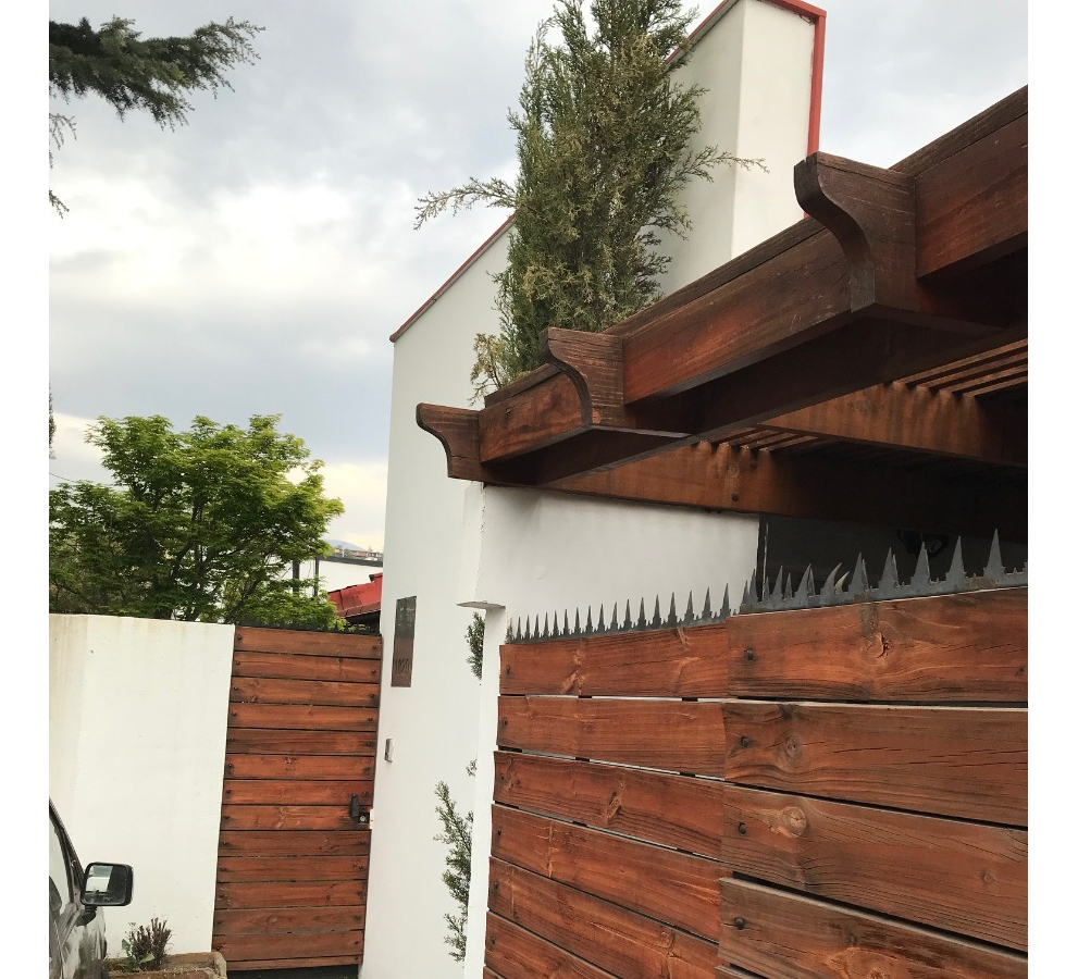 Arriendo Casa 4D 3B 2E 1B Antigua Lo Barnechea - Lo Barnechea