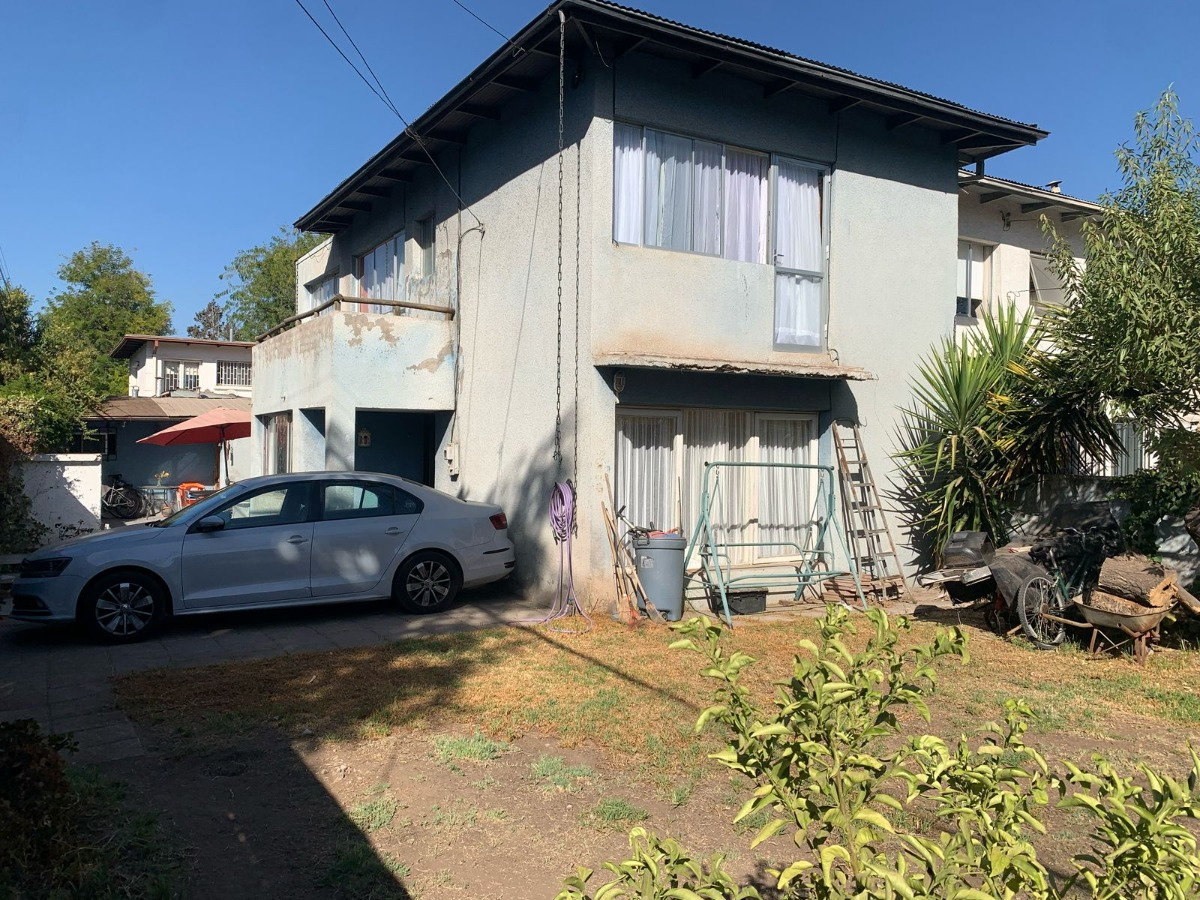 Venta Casa 4D 3B 1E  - Las Condes