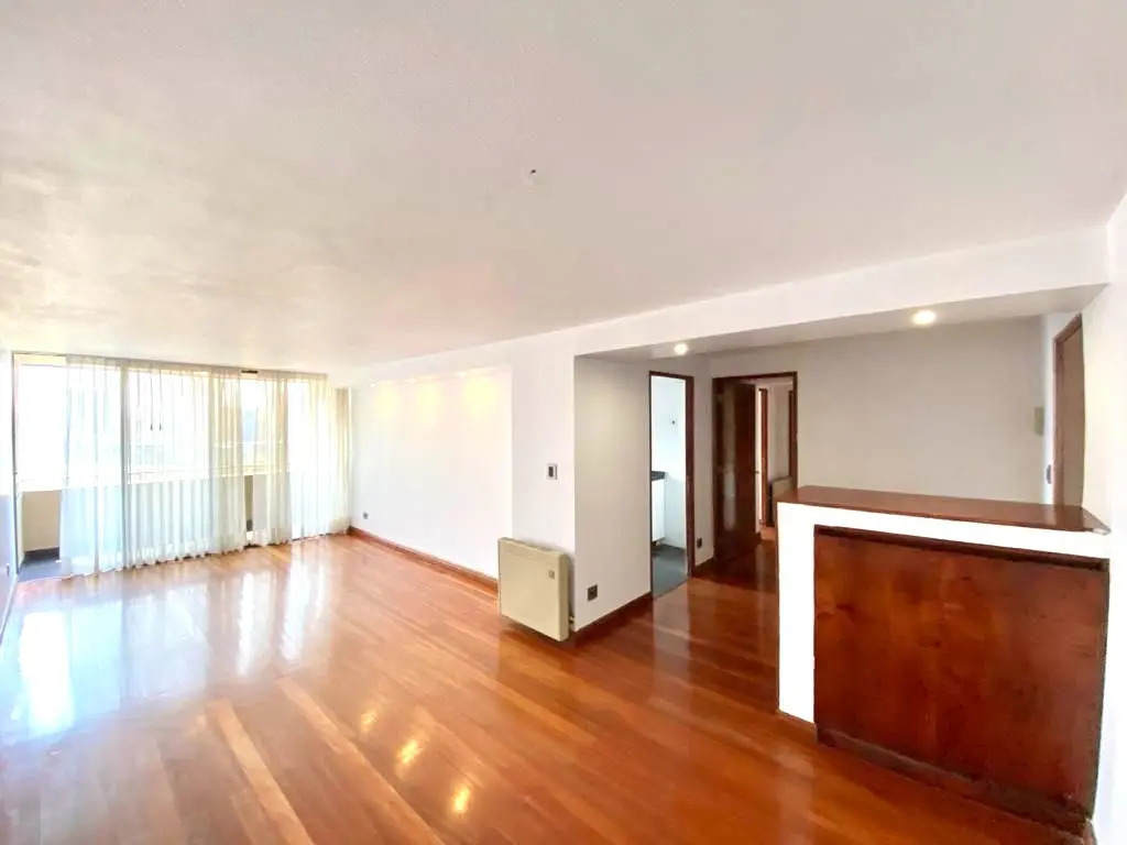 Arriendo Departamento 2D Parque Arauco - Las Condes