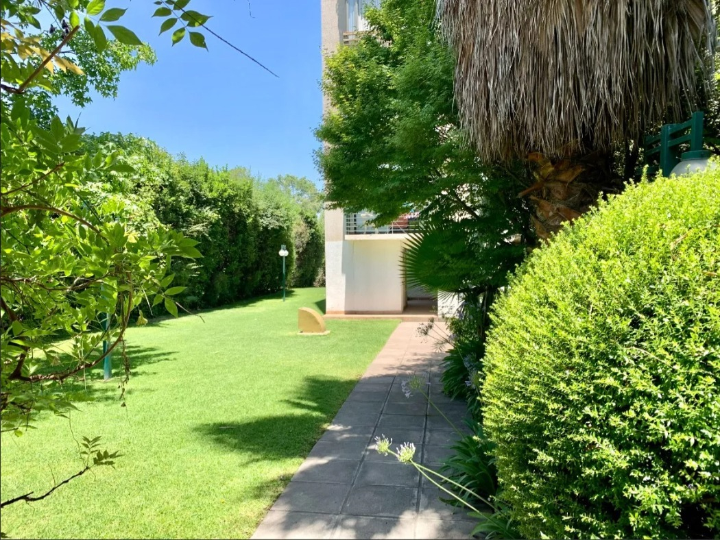 Venta Departamento N 2D en suite Walk-in cl&oacute;set 2B 1E 1B Barrio Italia - Providencia