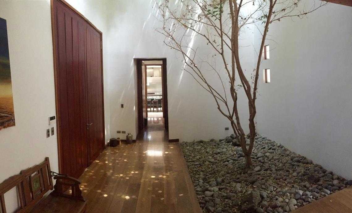 Venta Casa O 4D en suite Walk-in cl&oacute;set 4B 6E 2B Chicureo - Colina