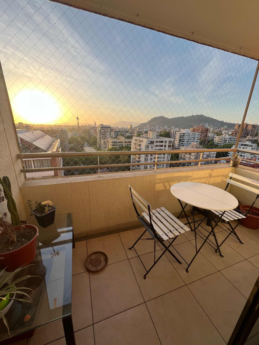 Arriendo Departamento SO 2D en suite Walk-in cl&oacute;set 2B 2E 1B Los Leones - Providencia