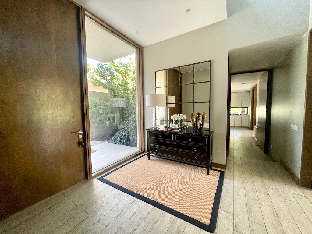 Venta Casa NO 5D en suite Walk-in cl&oacute;set 5B 4E 1B Chicureo - Colina
