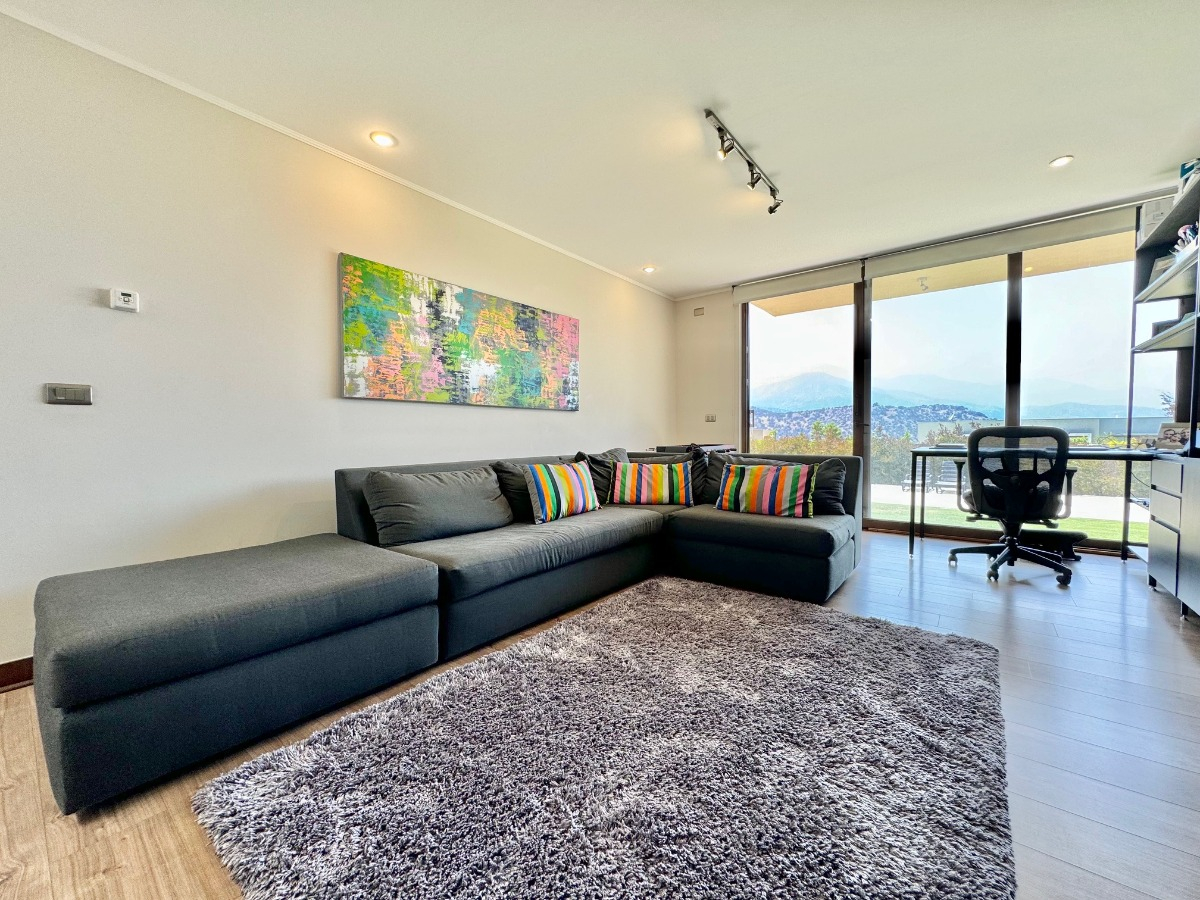 Venta Casa NO 4D en suite Walk-in cl&oacute;set 3B 2E 1B Los Trapenses - Lo Barnechea