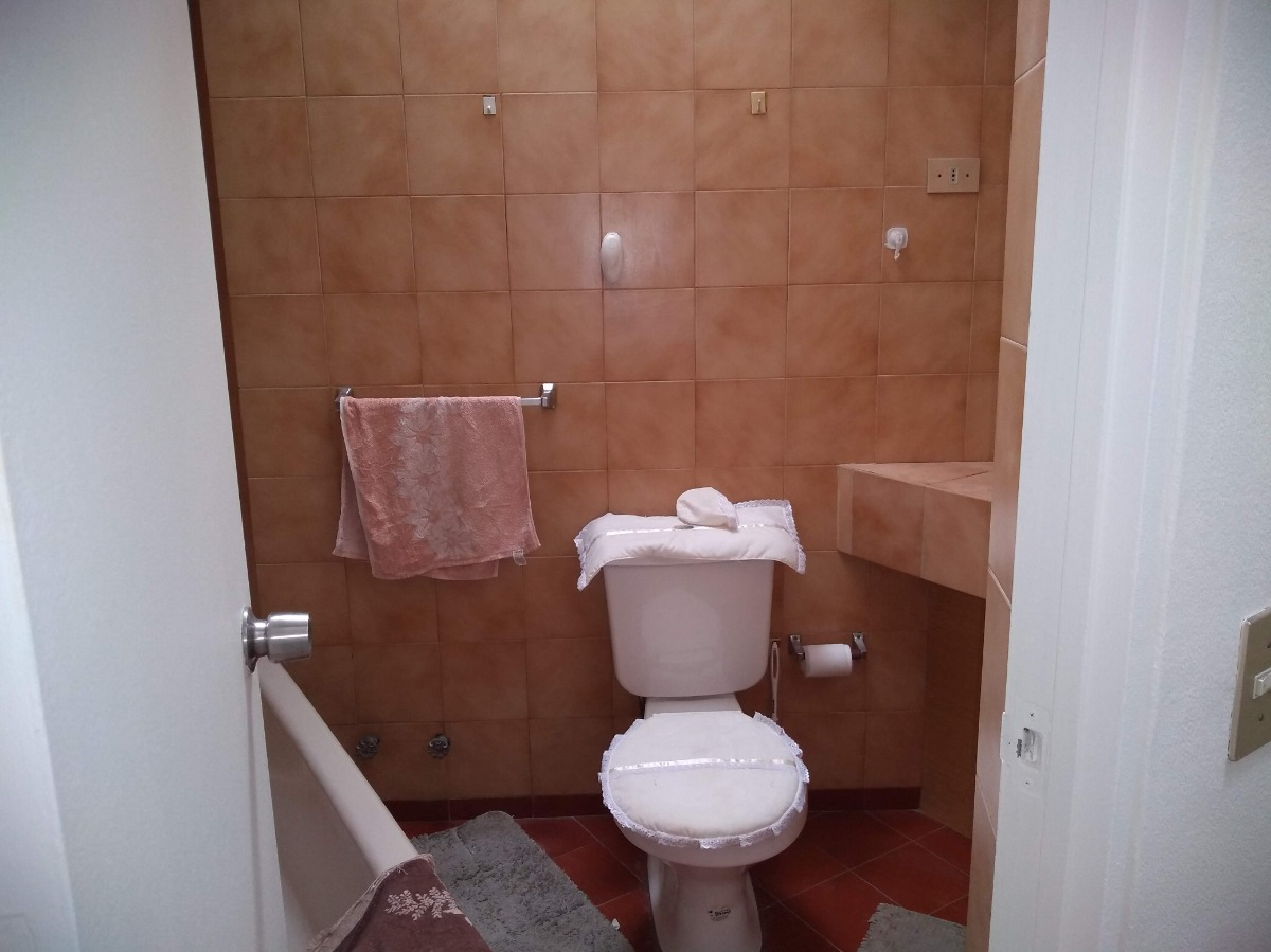 Arriendo Casa O 3D 2B 1E  - &Ntilde;u&ntilde;oa