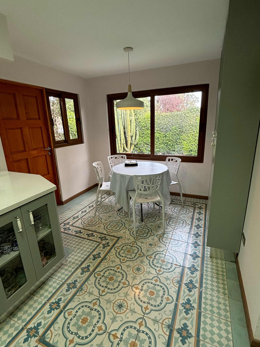 Arriendo Casa 5D 4B 3E Carlos Ossand&oacute;n - La Reina