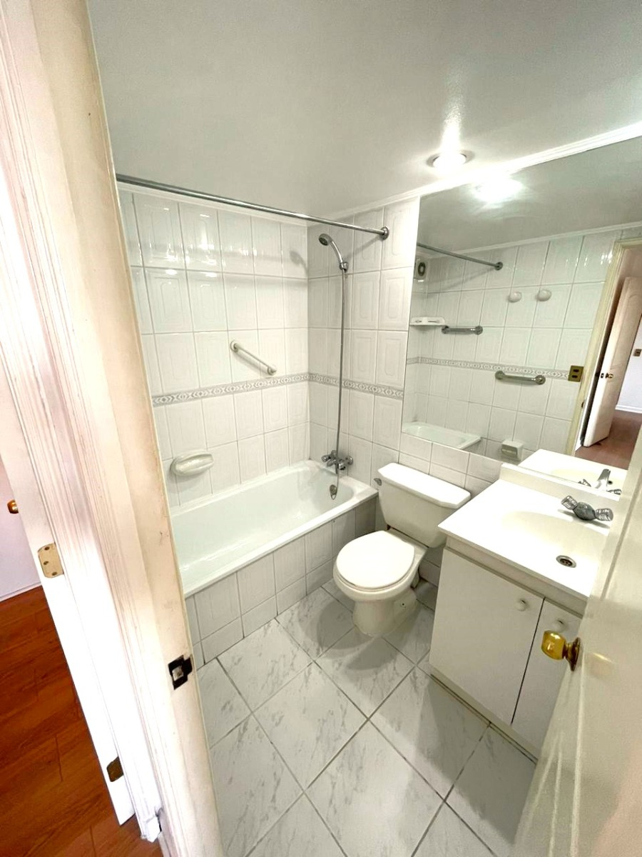 Venta Departamento SP 2D en suite Walk-in cl&oacute;set 2B 1E 1B In&eacute;s de Su&aacute;rez - Providencia