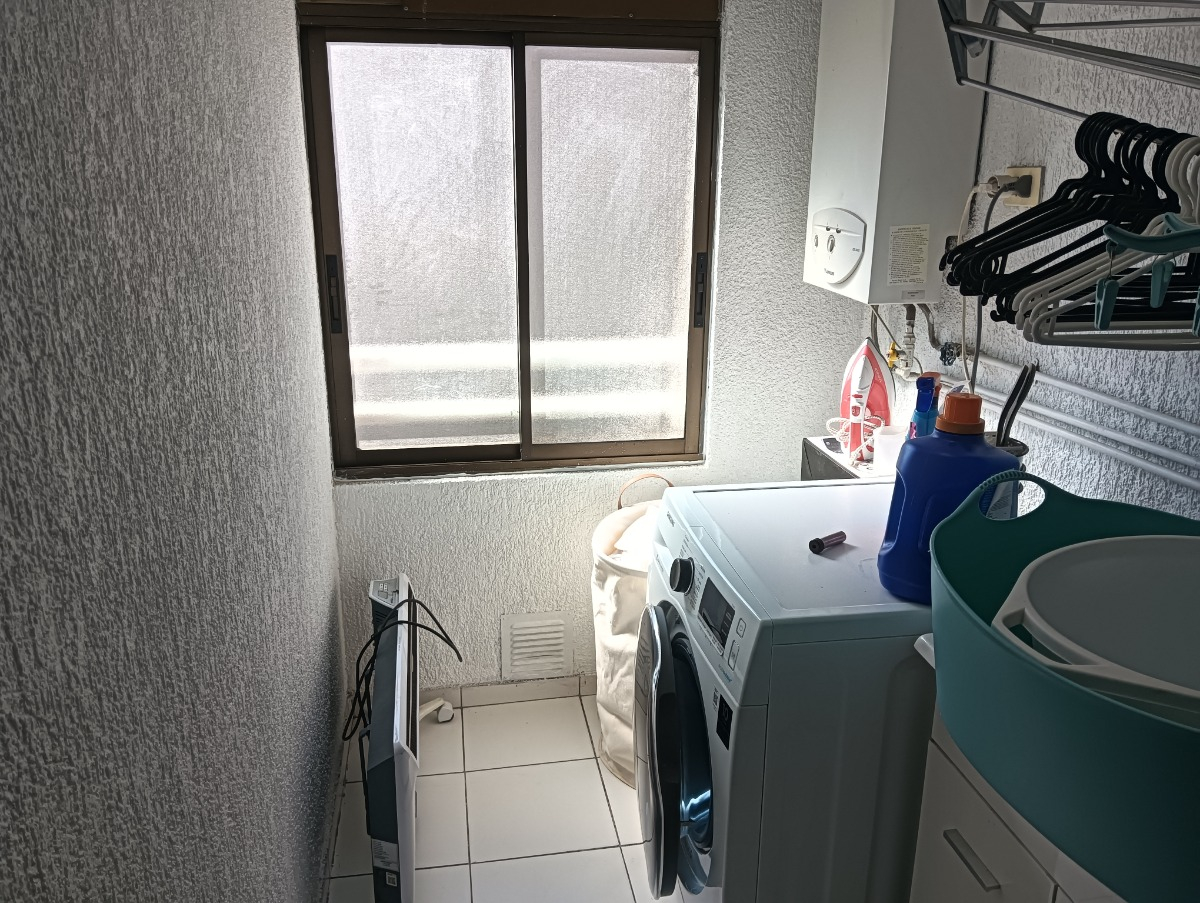 Arriendo Departamento NO 4D en suite Walk-in cl&oacute;set 3B 1E 1B Metro Escuela Militar - Las Condes