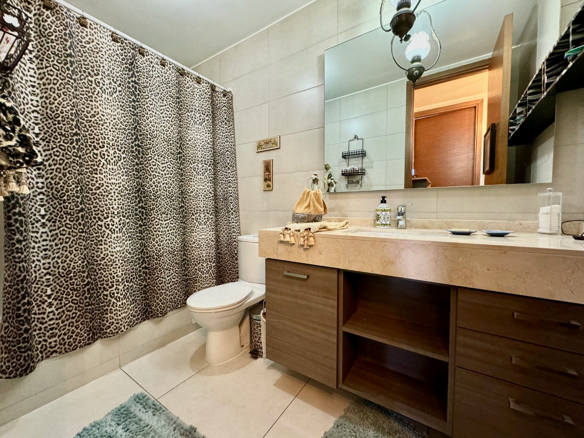 Venta Departamento O 3D en suite Walk-in cl&oacute;set 2B 2E 1B La Llaver&iacute;a - Vitacura