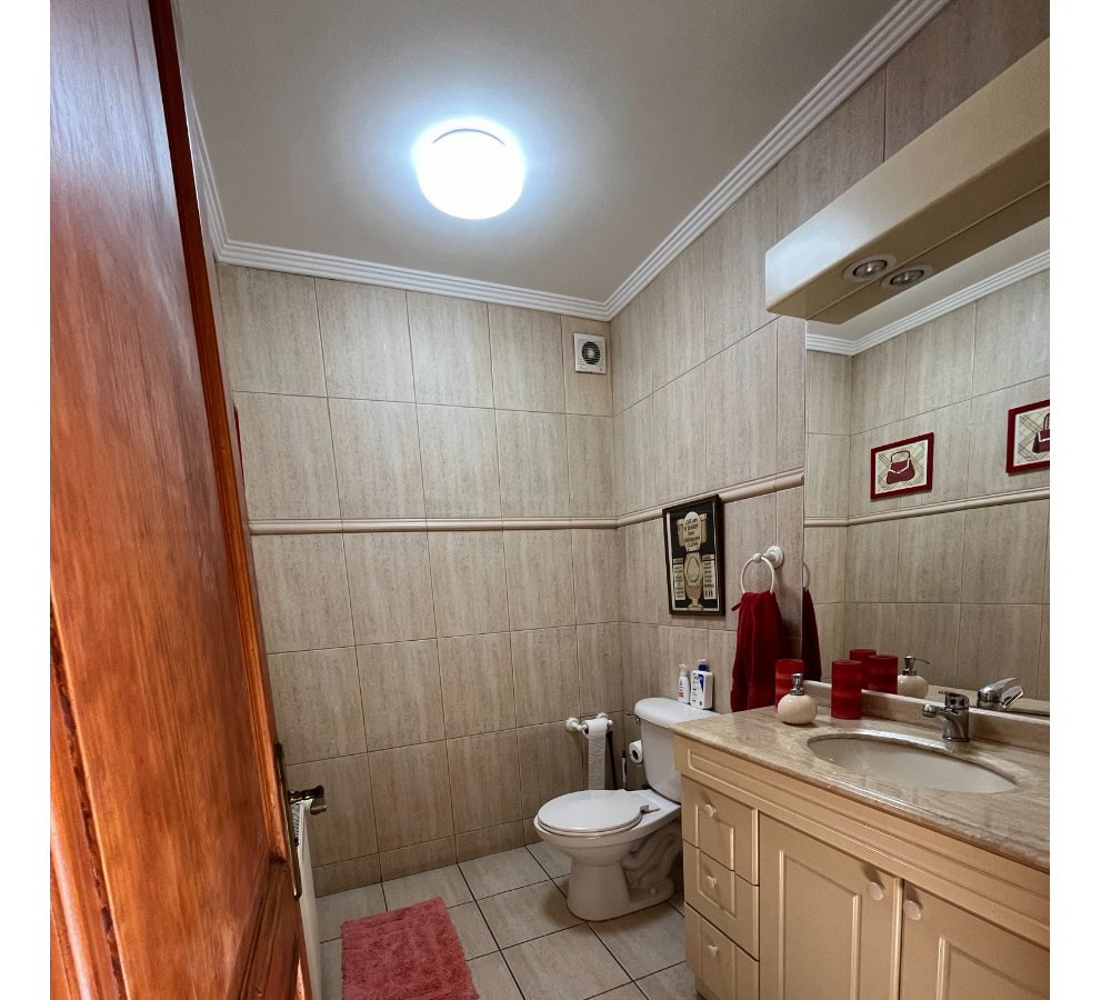 Venta Casa NOSP 5D en suite Walk-in cl&oacute;set 5B 2E Los Dominicos - Las Condes