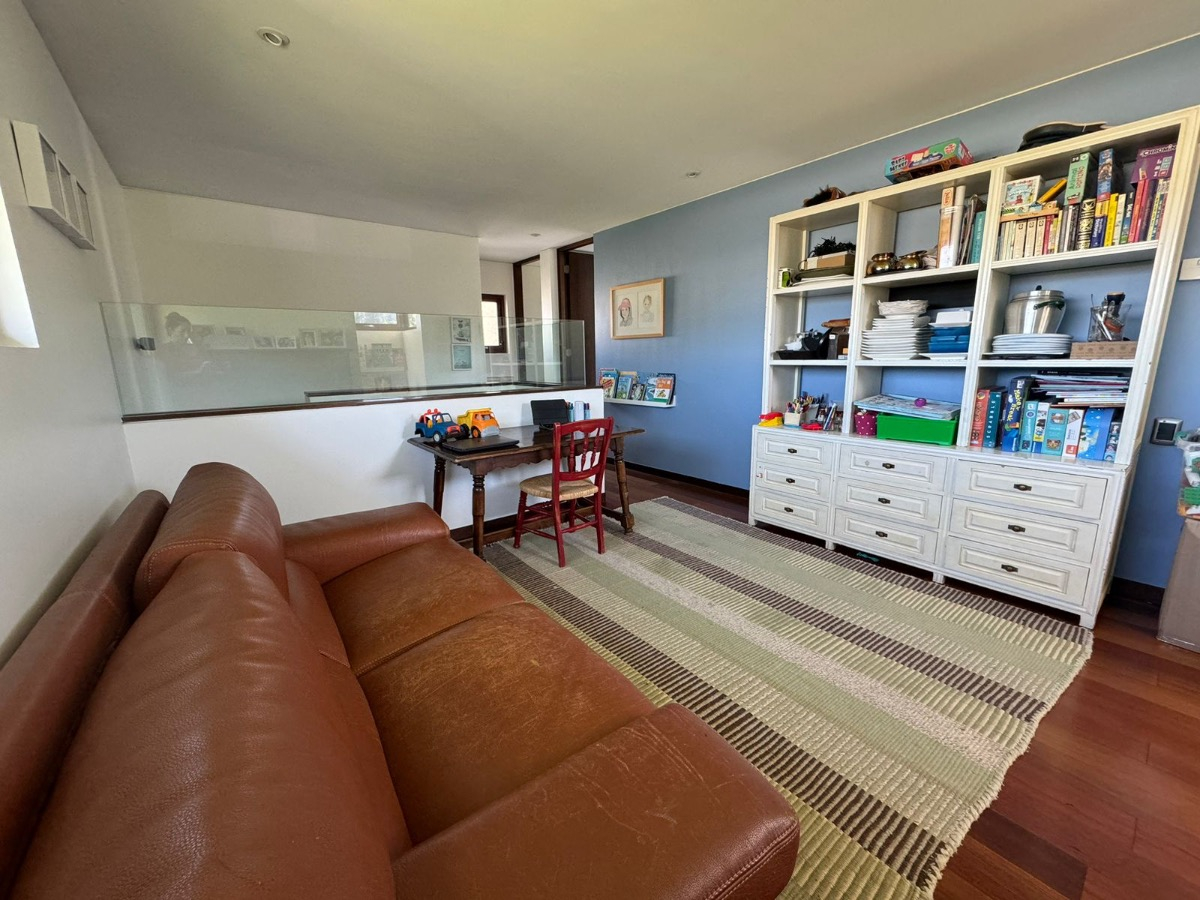 Venta Casa N 4D 4B 2E 1B Los Trapenses - Lo Barnechea