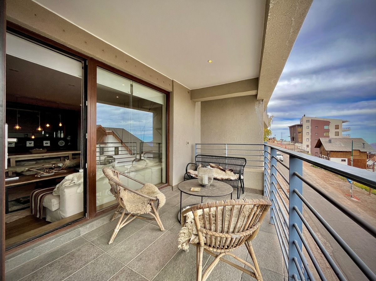 Venta Departamento P 4D en suite 3B 2E 2Bd Centros Invernales - Lo Barnechea