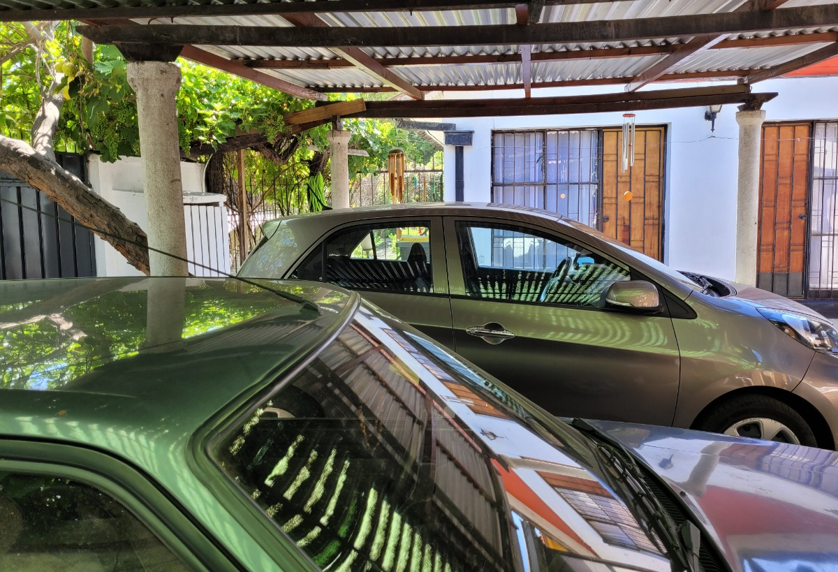 Venta Casa NO 3D 2B 2E 1B Metro Sim&oacute;n Bolivar - La Reina