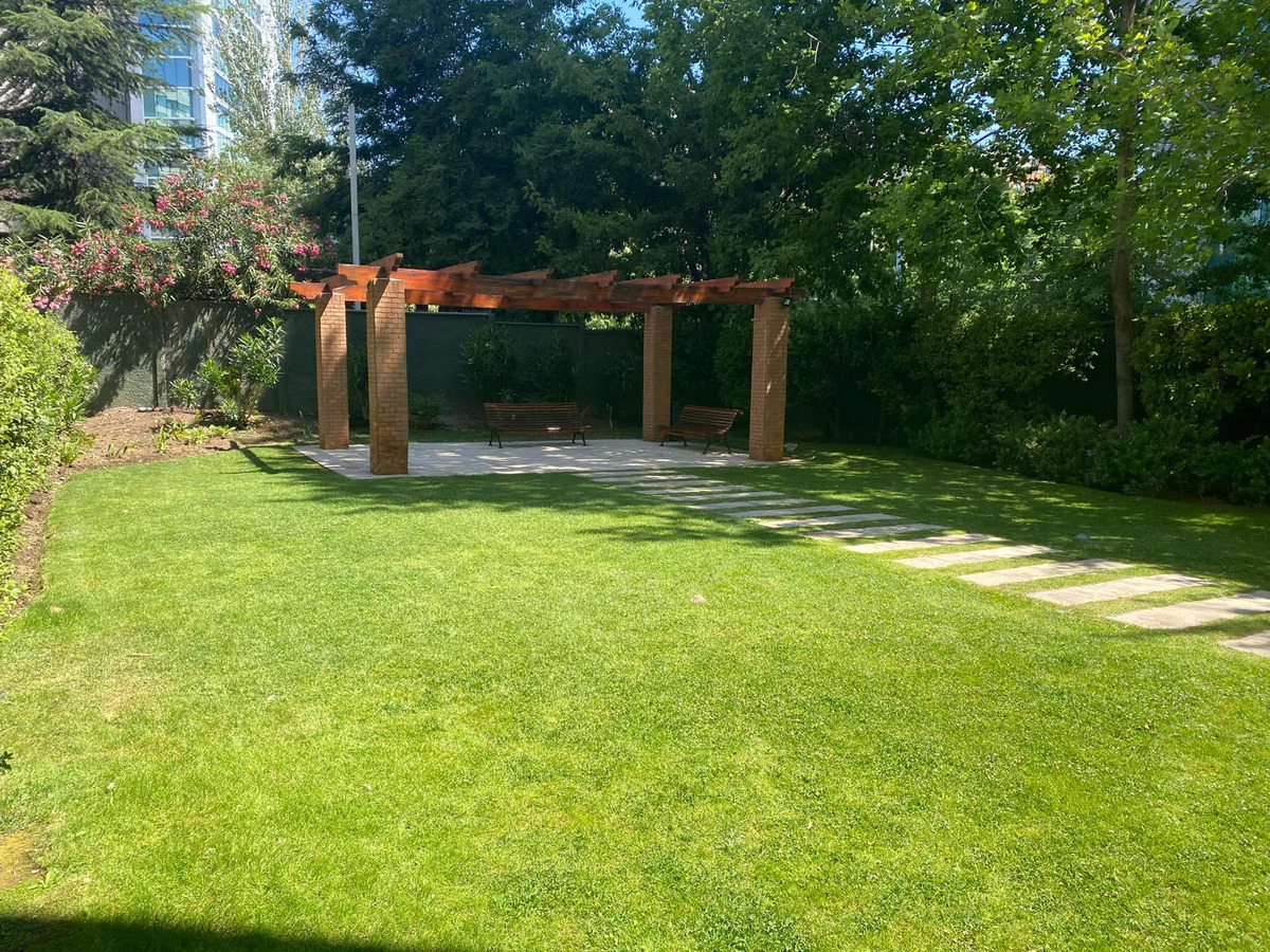 Arriendo Departamento 4D 3B 2E 1Bd Nueva Las Condes - Las Condes