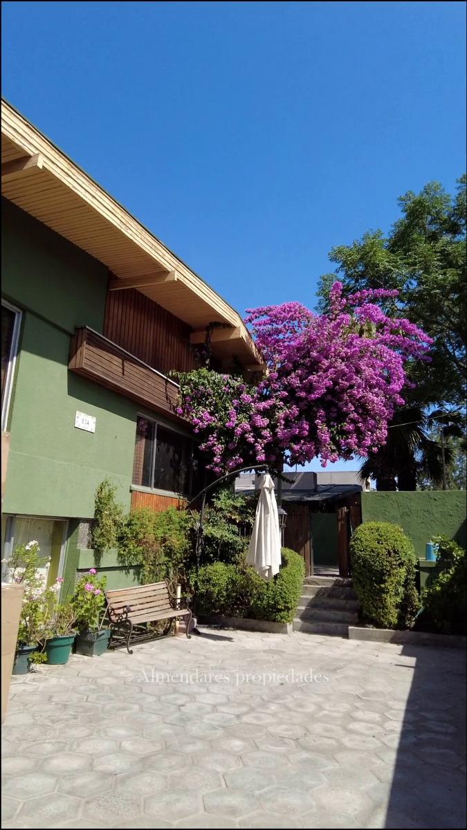 Venta Casa NO 5D en suite Walk-in cl&oacute;set 4B 4E 1B Los Dominicos - Las Condes