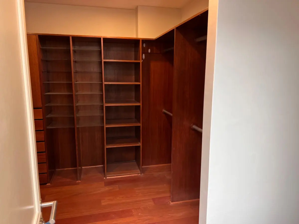 Venta Casa NO 3D 3B 10E 1B Lo Curro - Vitacura