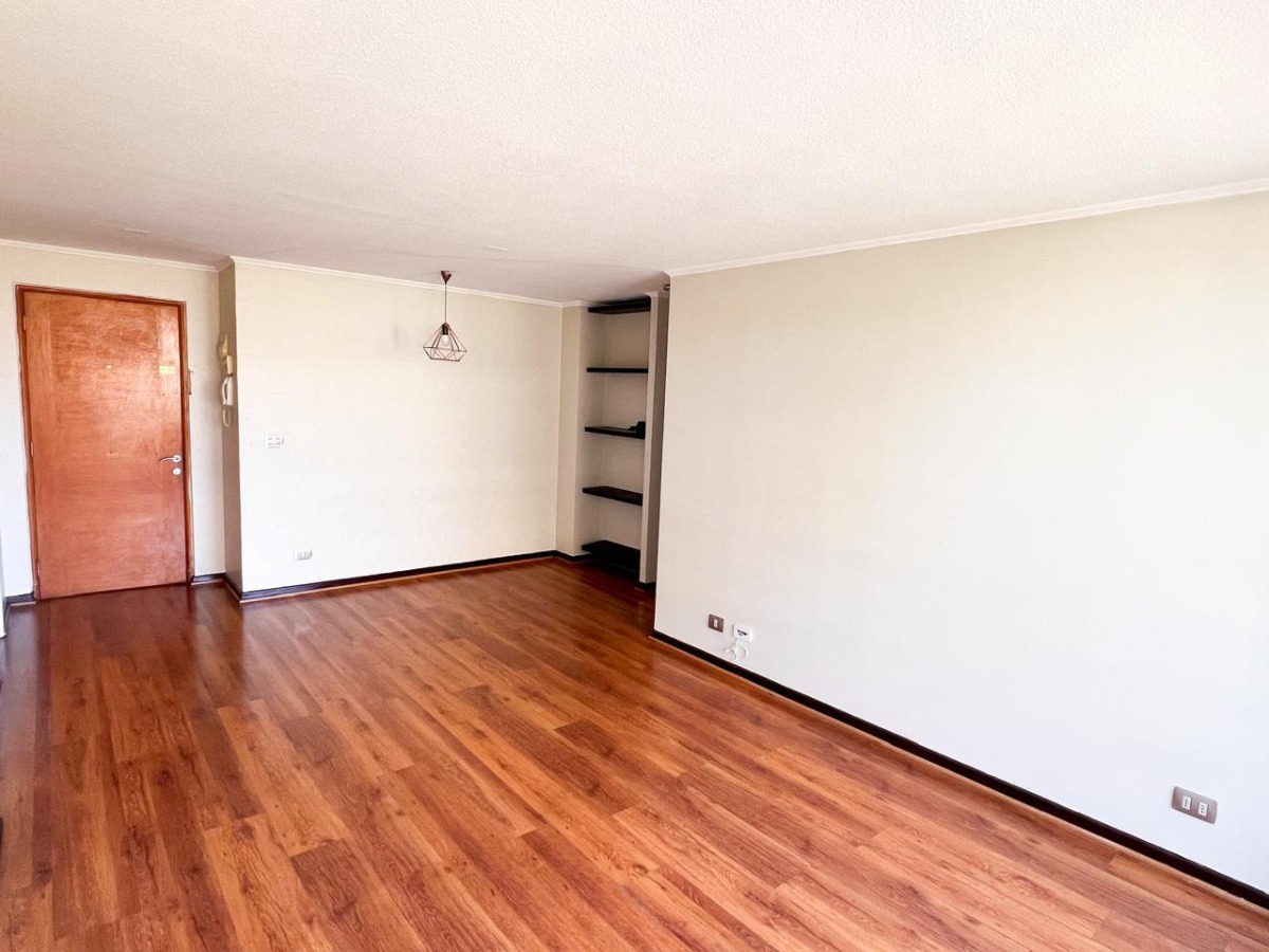 Venta Departamento SO 2D en suite Walk-in cl&oacute;set 2B 1E 1Bd Barrio Italia - Providencia