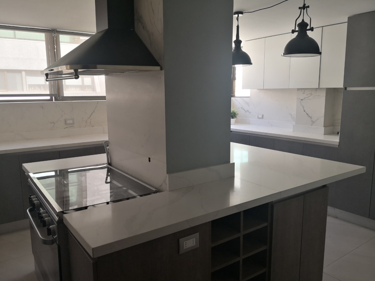 Venta Departamento NO 3D 3B 2E 1B Barrio El Golf - Las Condes