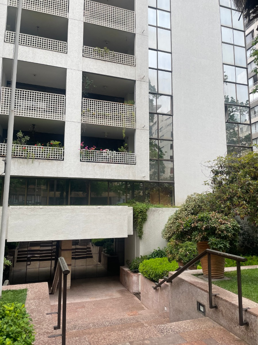 Arriendo Departamento 3D en suite 2B 1E Parque Bicentenario - Vitacura
