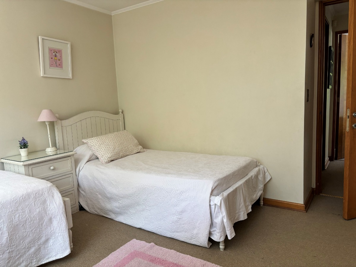 Venta Casa NOSP 5D en suite Walk-in cl&oacute;set 4B 2E 1B Los Trapenses - Lo Barnechea