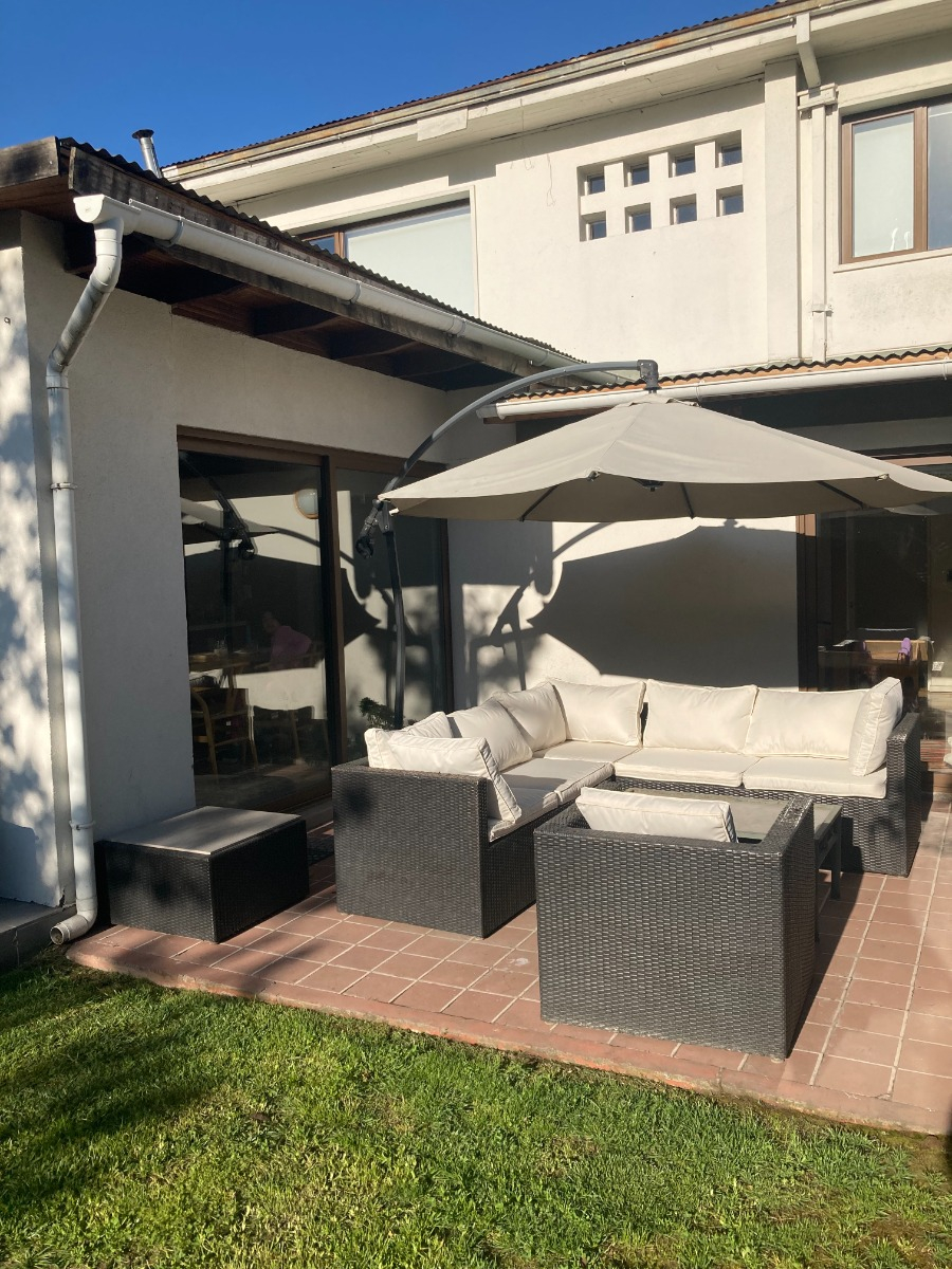 Venta Casa 4D en suite 3B 2E 1B Metro Sim&oacute;n Bolivar - &Ntilde;u&ntilde;oa