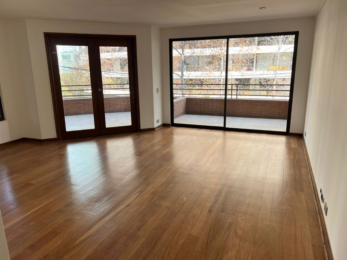 Arriendo Departamento N 3D en suite Walk-in cl&oacute;set 2B 2E 1B Barrio El Golf - Las Condes