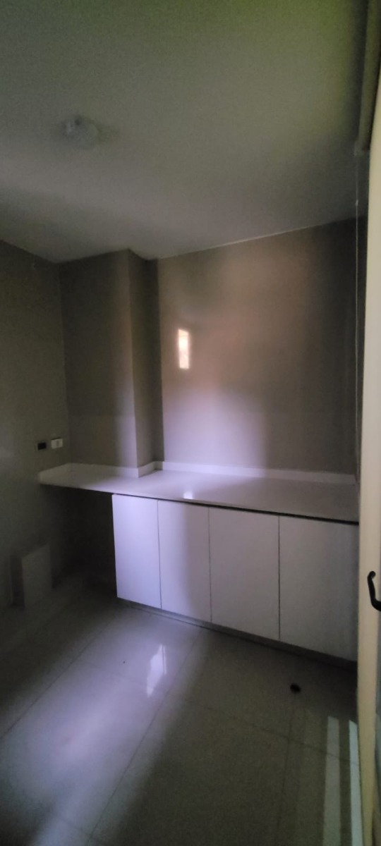 Arriendo Departamento P 5D en suite Walk-in cl&oacute;set 4B 3E 1B Lo Curro - Vitacura