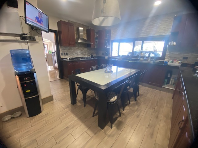 Venta Casa SP 4D en suite Walk-in cl&oacute;set 4B 6E 1B Chicureo - Colina