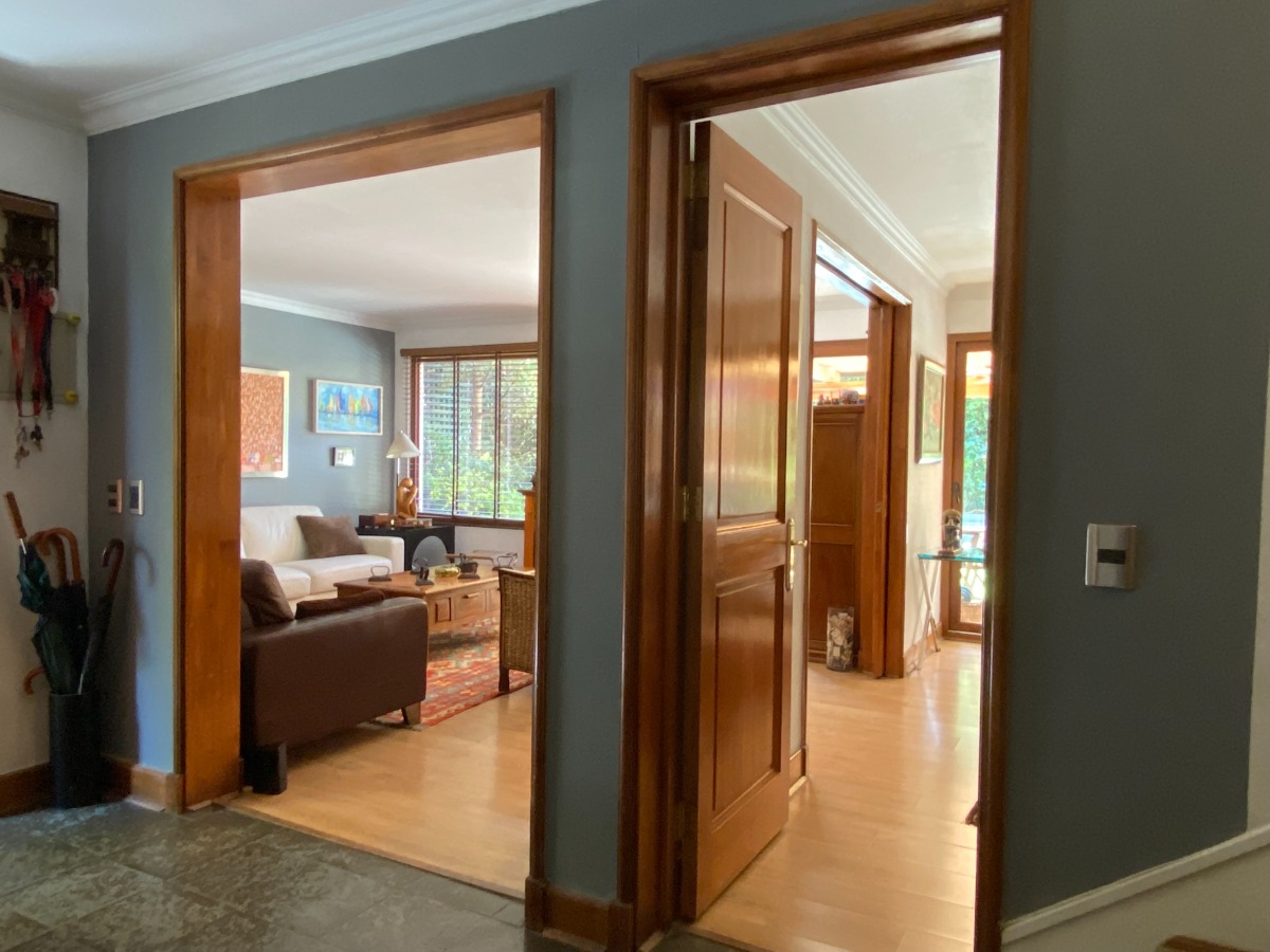 Venta Casa NO 3D en suite Walk-in cl&oacute;set 3B 2E 1B El Huinganal - Lo Barnechea