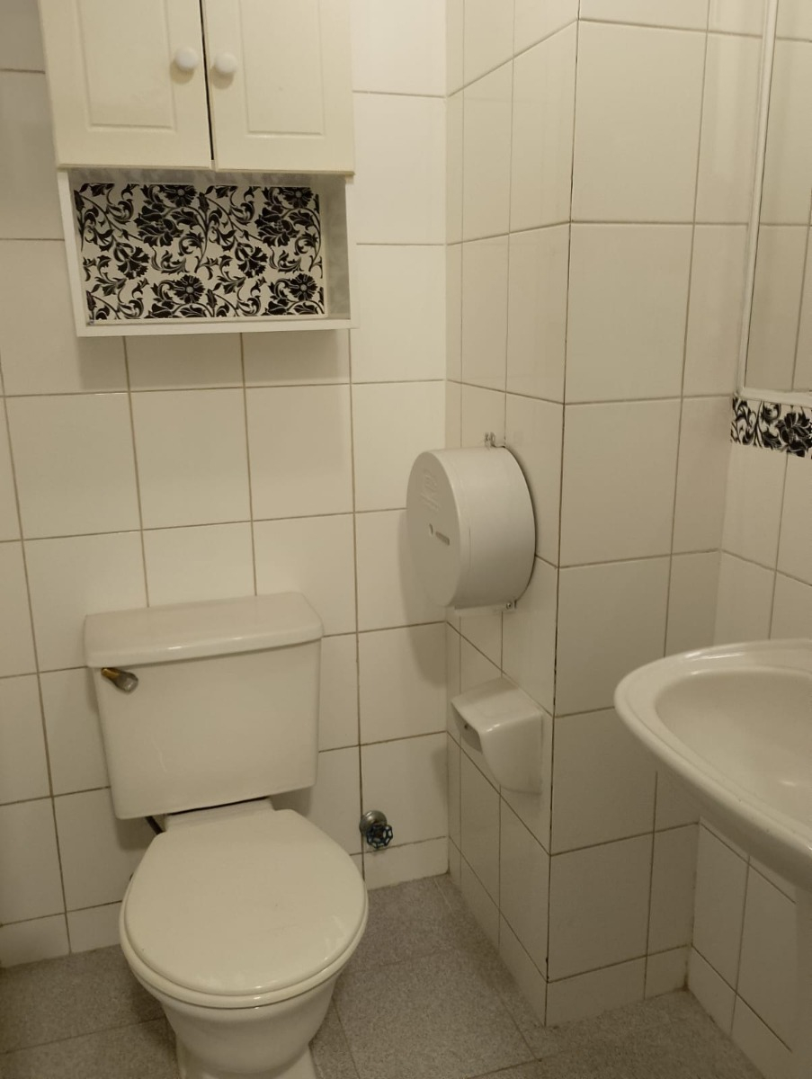 Arriendo Oficina 2B 2E 2Bd Centro Financiero - Las Condes