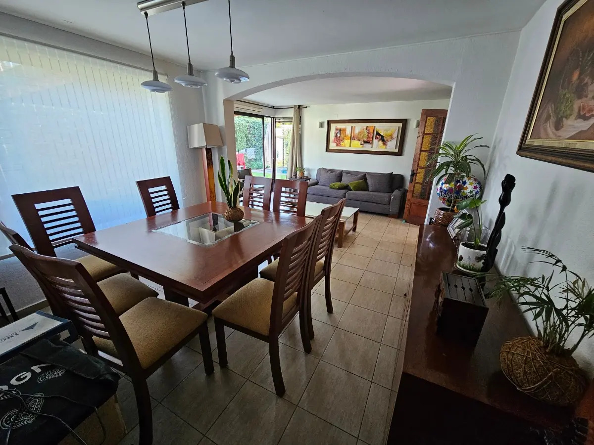 Venta Casa NOSP 4D en suite Walk-in cl&oacute;set 3B 3E 1B Carlos Ossand&oacute;n - La Reina