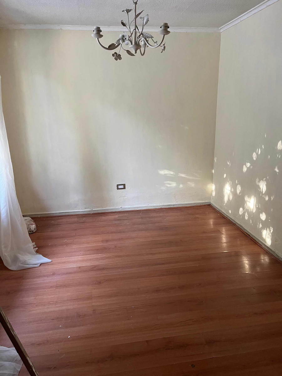 Arriendo Casa 5D Carlos Ossand&oacute;n - La Reina