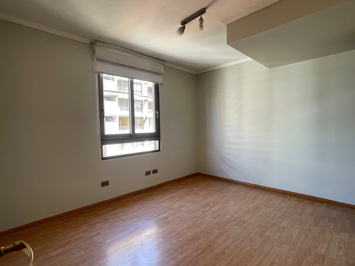 Arriendo Departamento SP 3D en suite 3B 1E 1B Barrio El Golf - Las Condes