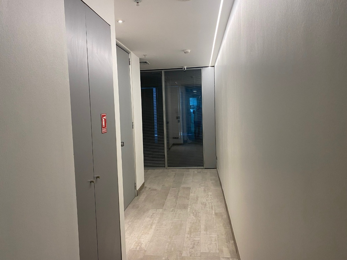 Arriendo Oficina N 2B 5E 1B Nueva Las Condes - Las Condes