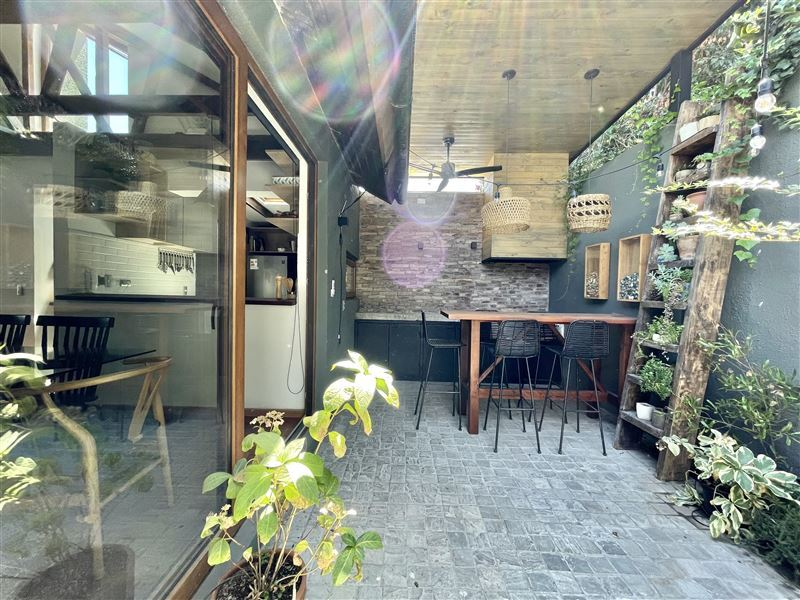 Venta Casa Sur-Oriente 2D 2B 1E Juan XXIII - Vitacura