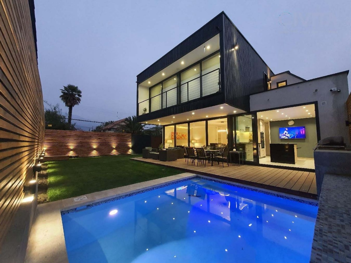 Venta Casa NO 4D en suite Walk-in cl&oacute;set 5B 2E 1B Rotonda Atenas - Las Condes