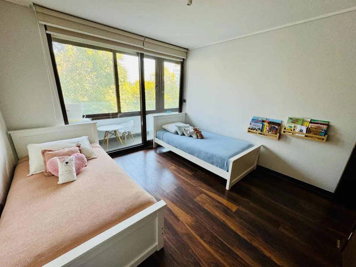 Venta Casa NO 3D 3B 2E 1B La Dehesa - Lo Barnechea