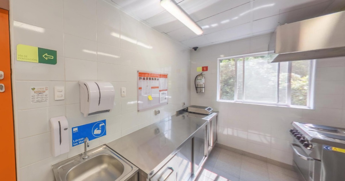 Arriendo Casa 7D 5B 2E 4B Barrio El Golf - Las Condes