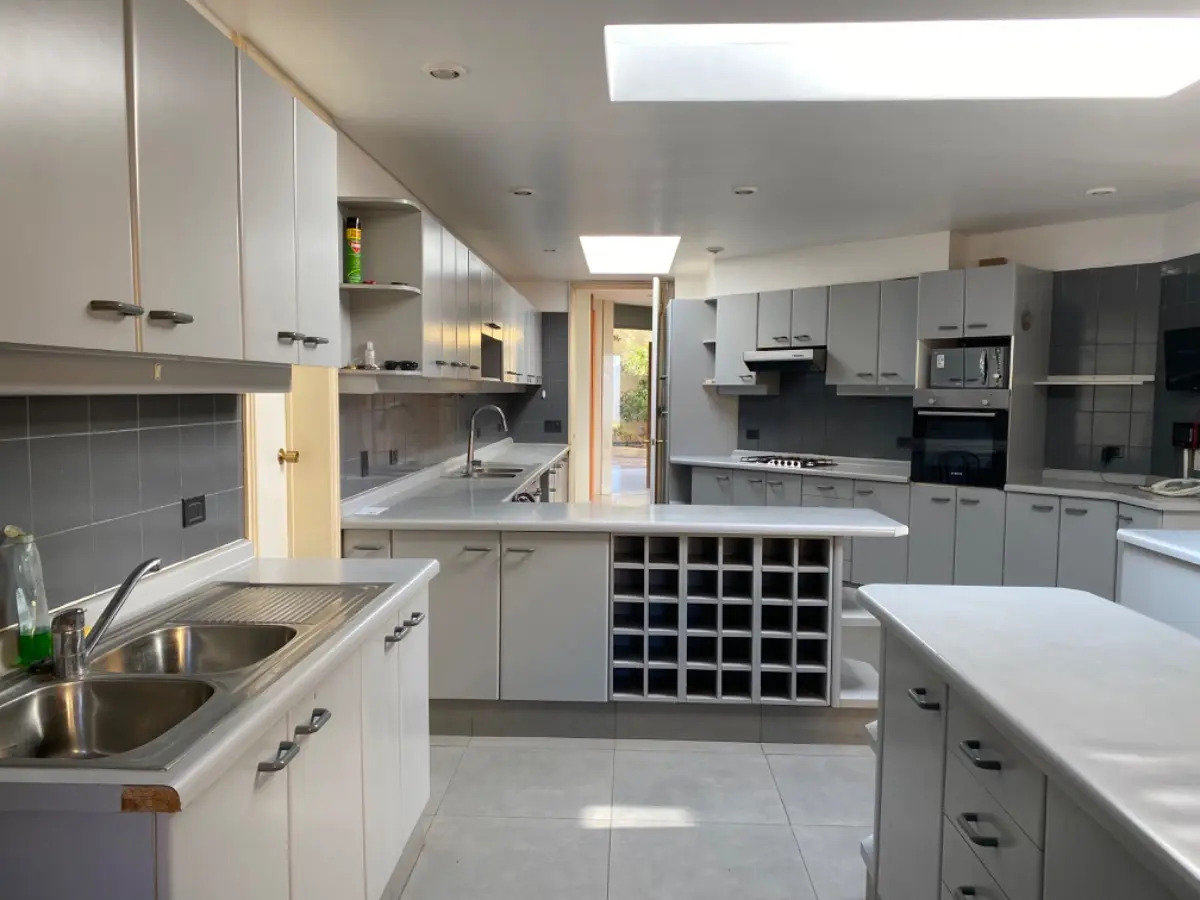 Venta Casa NO 3D 3B 10E 1B Lo Curro - Vitacura