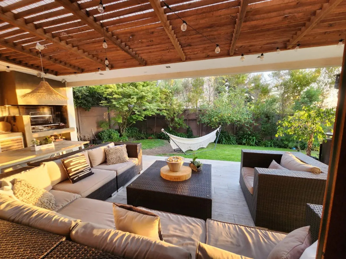 Venta Casa 5D en suite Walk-in cl&oacute;set 4B 3E 1B La Reina Alta - La Reina