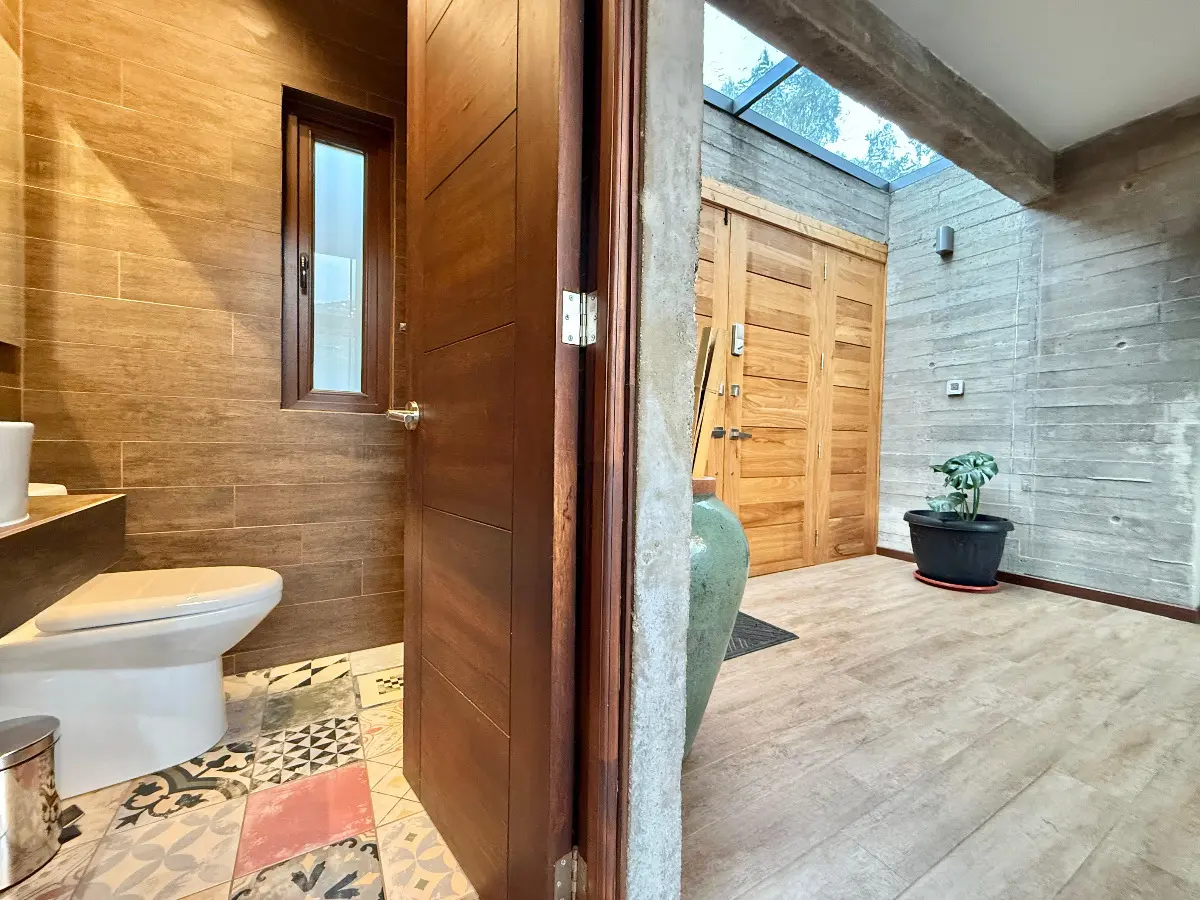 Venta Casa NOSP 6D WI cl&oacute;set Suite 5B 8E 2Bd 320m2 El Array&aacute;n - Lo Barnechea