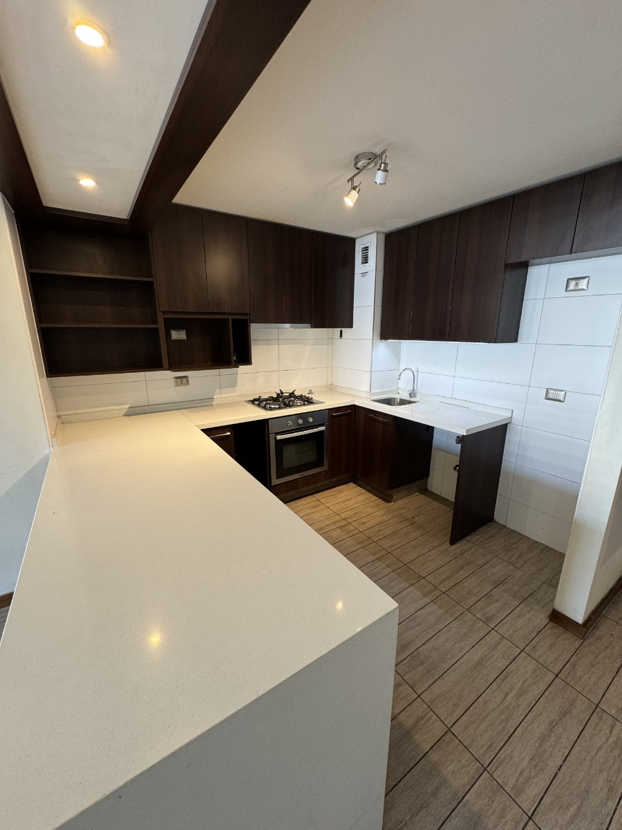 Arriendo Departamento SO 2D en suite Walk-in cl&oacute;set 2B 1E 1B La Dehesa - Lo Barnechea