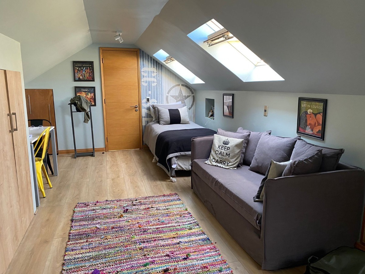 Venta Casa NO 4D en suite 4B 2E 1B La Dehesa - Lo Barnechea