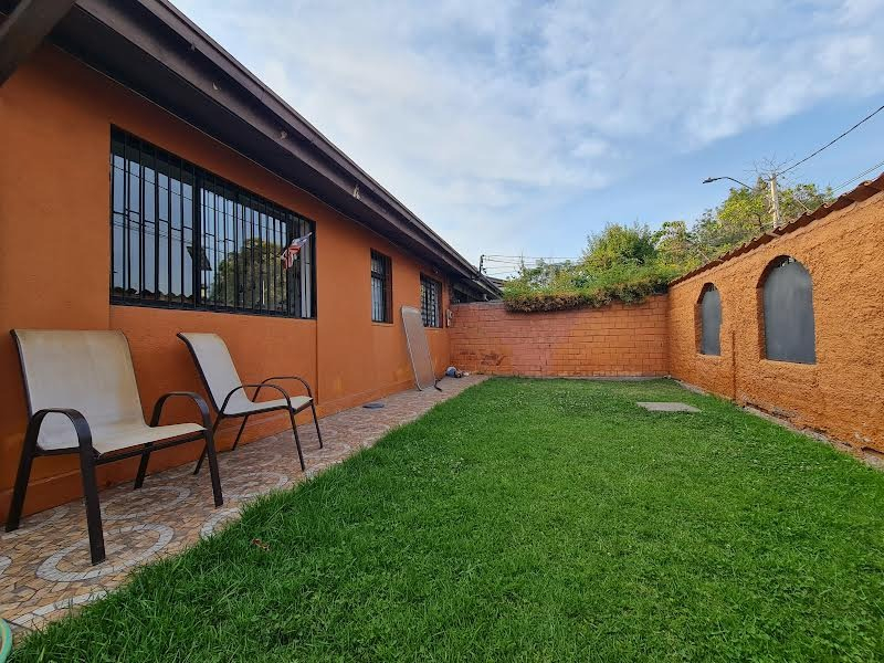 Venta Casa O 4D en suite Walk-in cl&oacute;set 2B 3E 1B Pepe Vila - La Reina