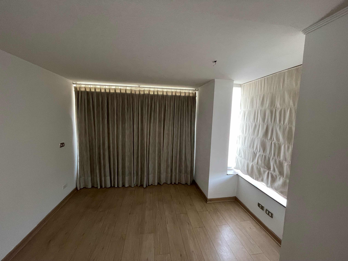 Venta Departamento 2D 2B 1E Metro Monse&ntilde;or Eyzaguirre - &Ntilde;u&ntilde;oa