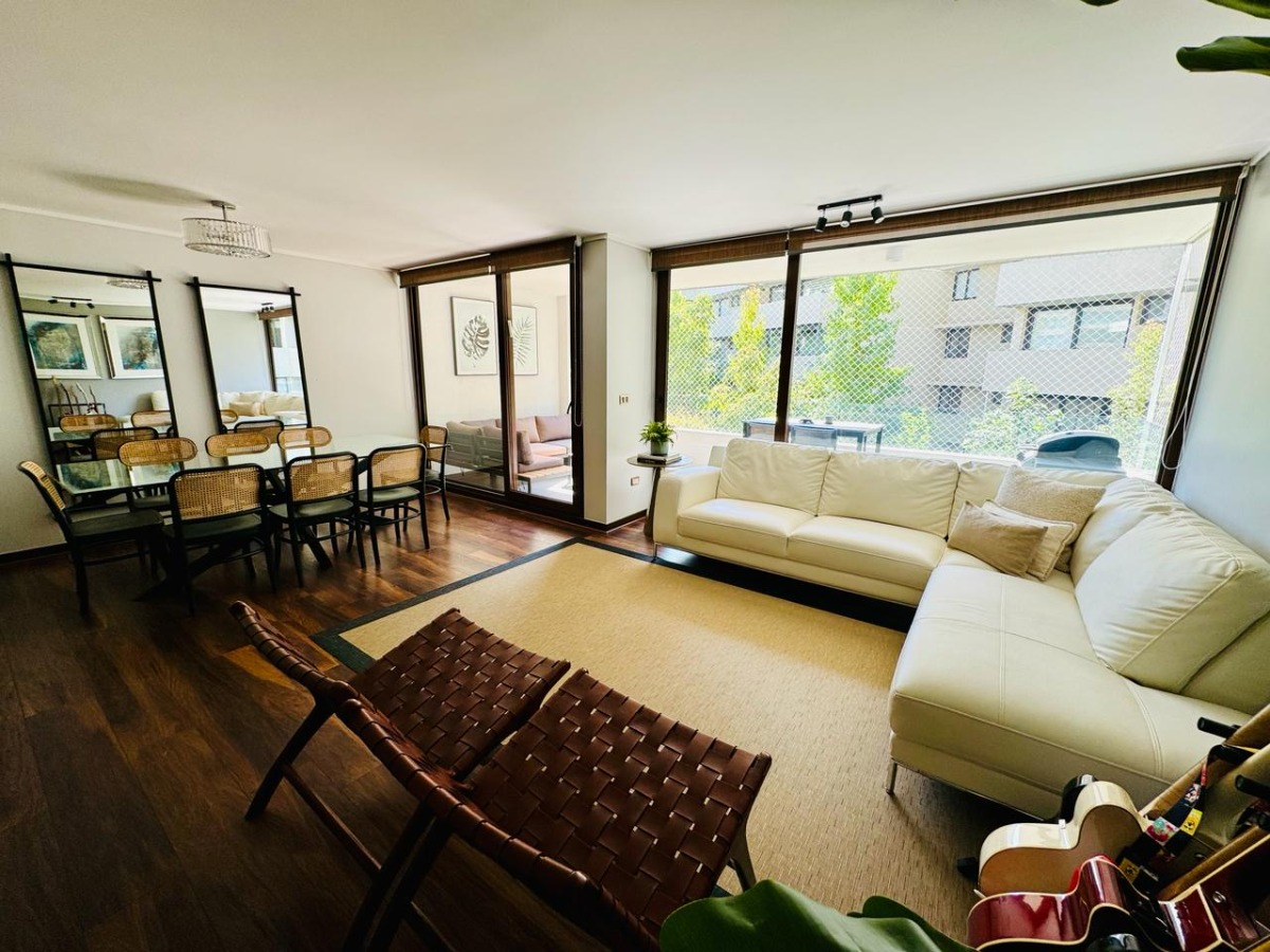 Venta Casa NO 3D 3B 2E 1B La Dehesa - Lo Barnechea